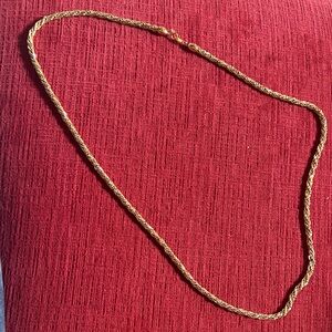 Elegant Gold Chain Necklace